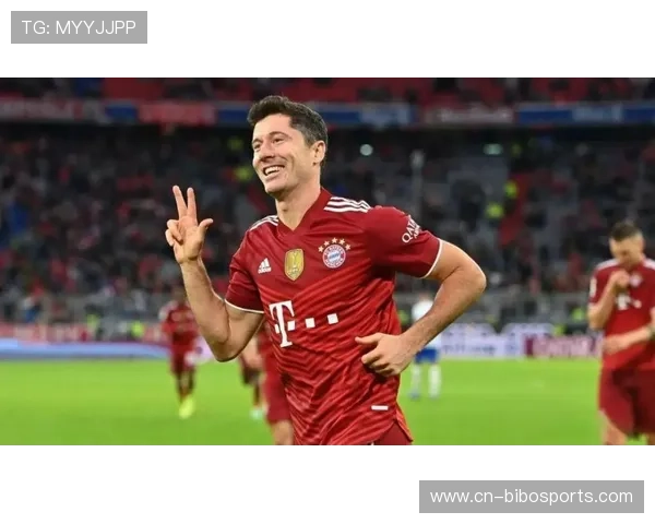 阿尔瓦雷斯与莱万射手对决，射正率略胜波兰神锋